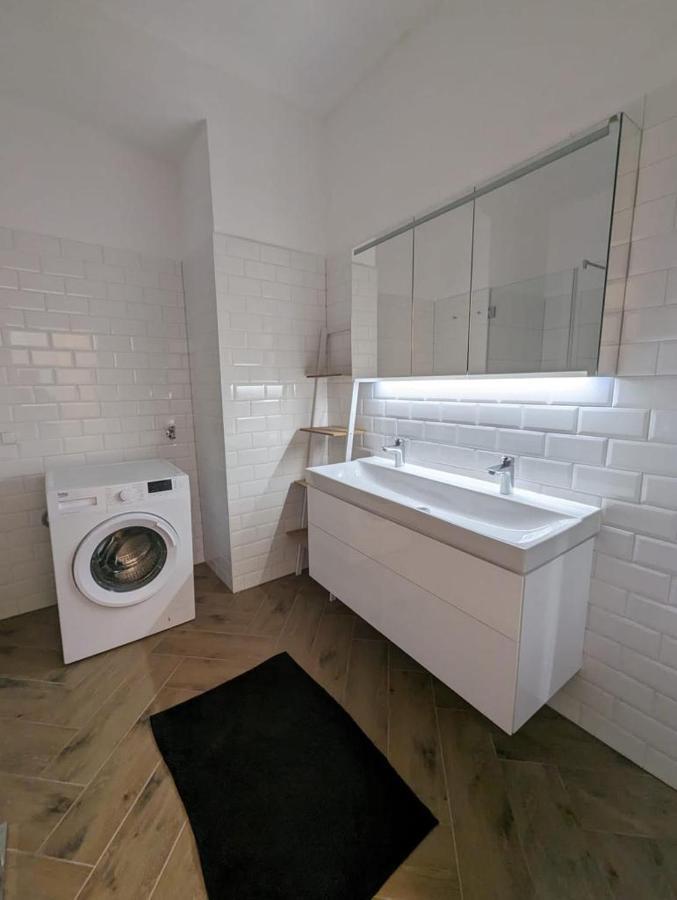 Big Cityapartment 19 Виена Екстериор снимка